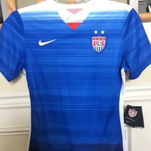 Nike Woman’s USA soccer jersey